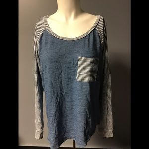 Mossimo Long sleeve tee shit XL